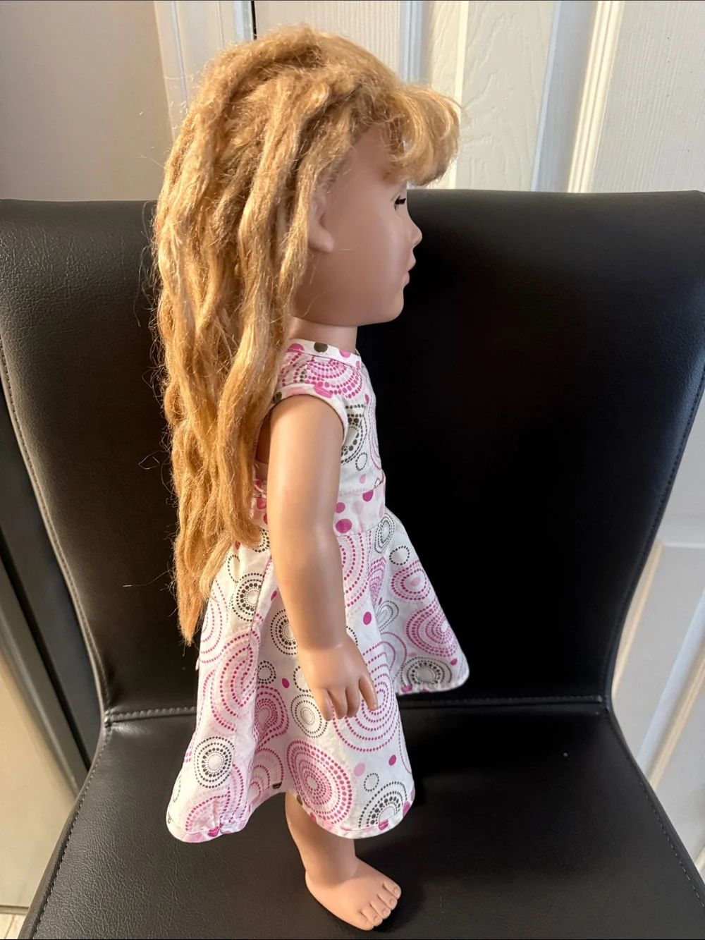 2009 Madame Alexander— Pink & White Patterned Dress for 18